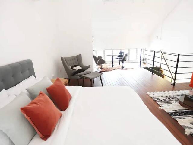 Designer Loft for 2 Pax | 1050 sqft | All-Inclusive Living | 5 mins Farrer Park MRT