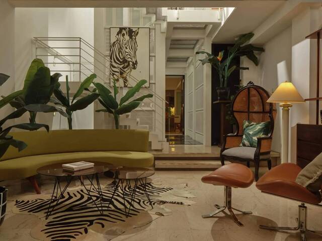 Designer Loft for 2 Pax | 1050 sqft | All-Inclusive Living | 5 mins Farrer Park MRT