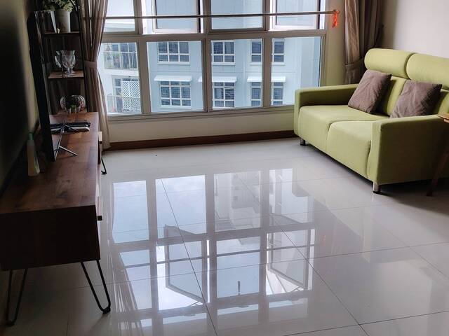 Hbd 4 room flat for rent