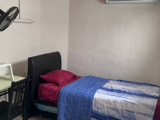 Room for Rent - Jurong East Executive HDB flat