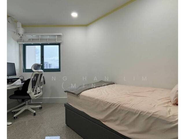 Central Room for Rent (Single Occupancy Only)