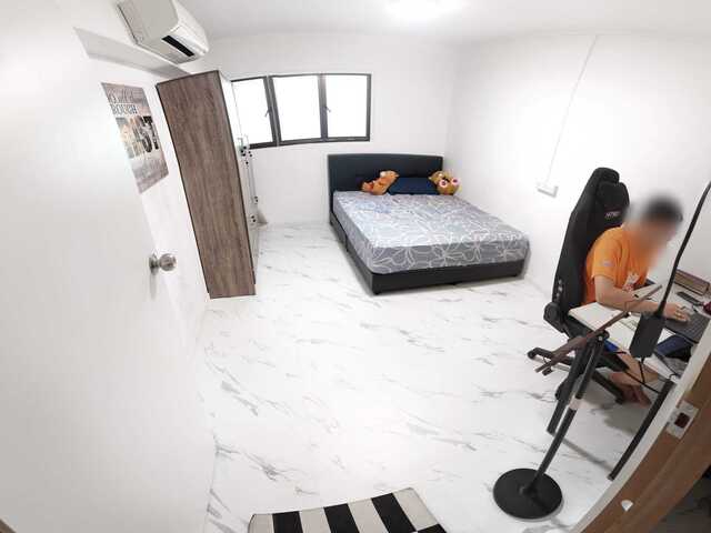 Bright Rooms for Couple & Single