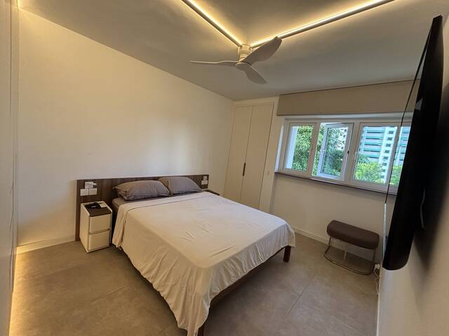 Room for Rent - River Valley