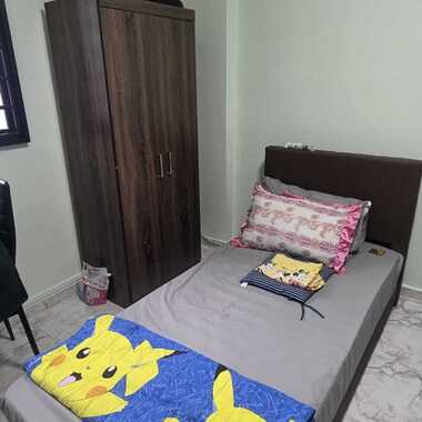 Common room - 1 female