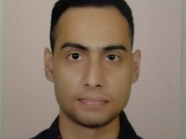 Aniket Banerjee is looking for a room in Buona Vista