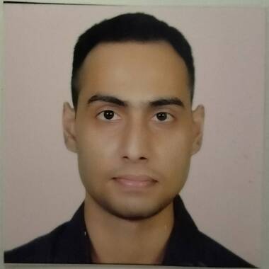 Aniket Banerjee is looking for a room in Buona Vista