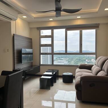 2 bedroom 2 bathroom near Clementi MRT NUS NUH