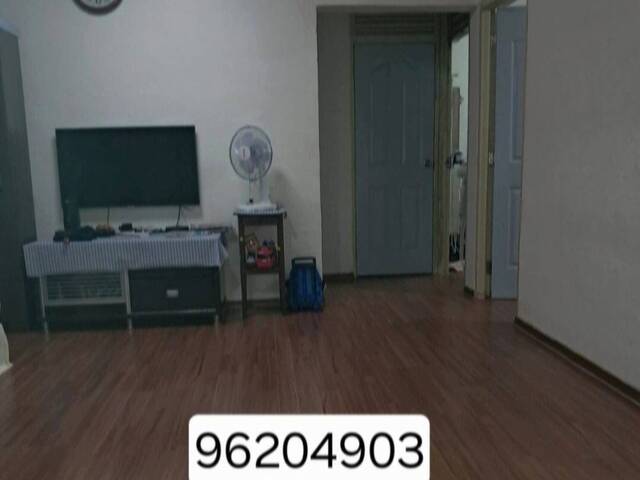 Share Room @ 239 Bukit Batok East