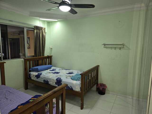Fully furnished 2 Bedroom with living space and separate access and privacy.