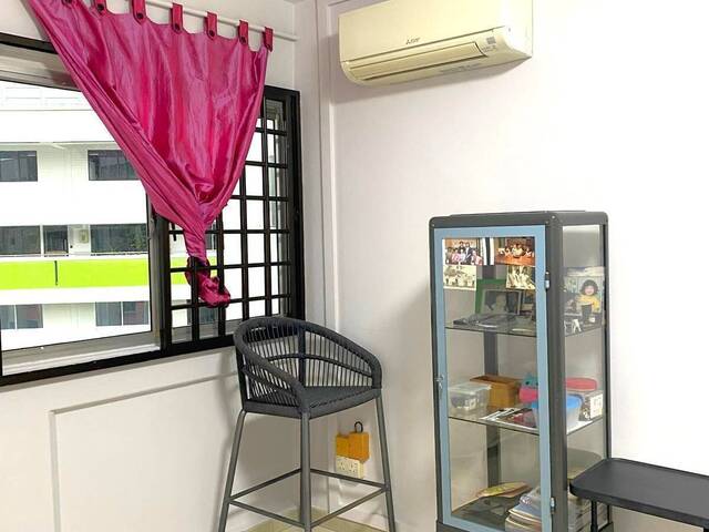 Common Room for rent at Blk 354 Yishun Ring Road (Female Only) NO AGENT FEE