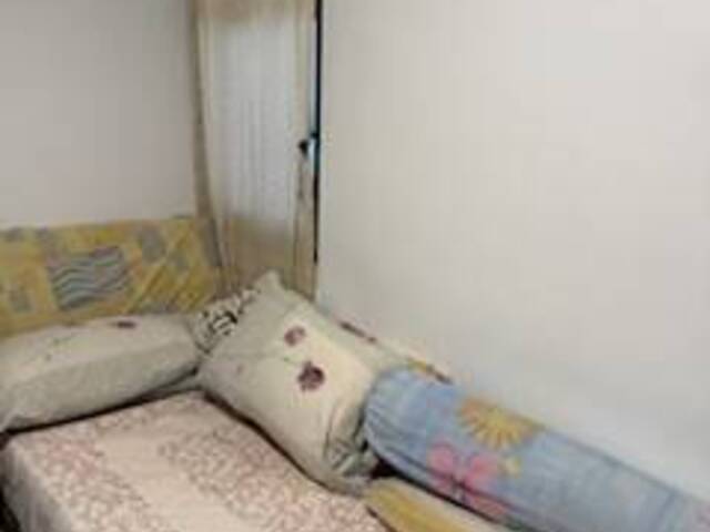 Master Bedroom@ Commonwealth for female pax