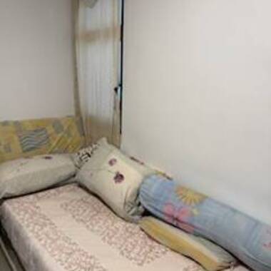 Master Bedroom@ Commonwealth for female pax