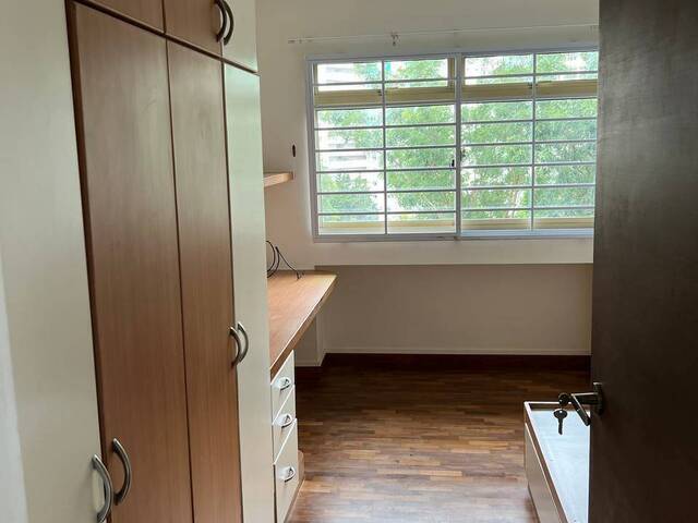 Fully furnished common room for rent (Super single bed)