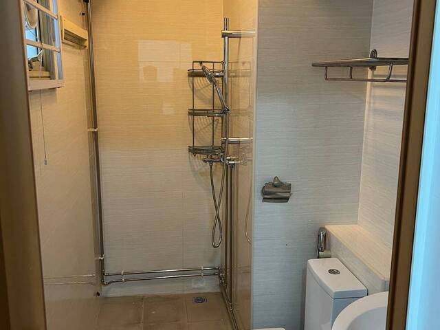 Fully furnished common room for rent (Super single bed)