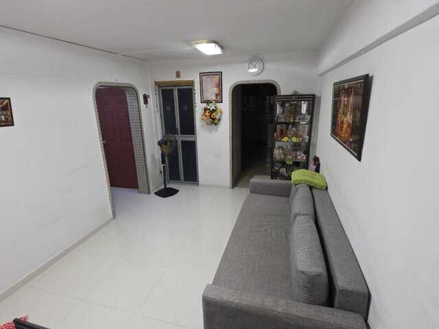 Blk 495 Jurong West - $1100 for 2 pax (indian house)