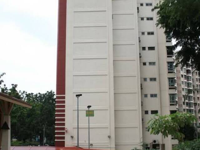 Common Room @ Ang Mo Kio Ave 6 BLK 646! NO AGENT FEE!