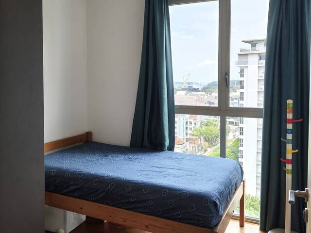 Pasir Ris Condo Common Room for rent