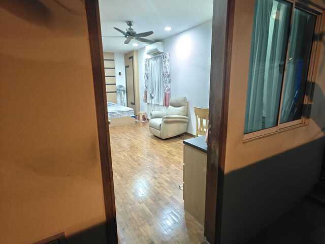 Master bedroom with private ensuite bathroom available
