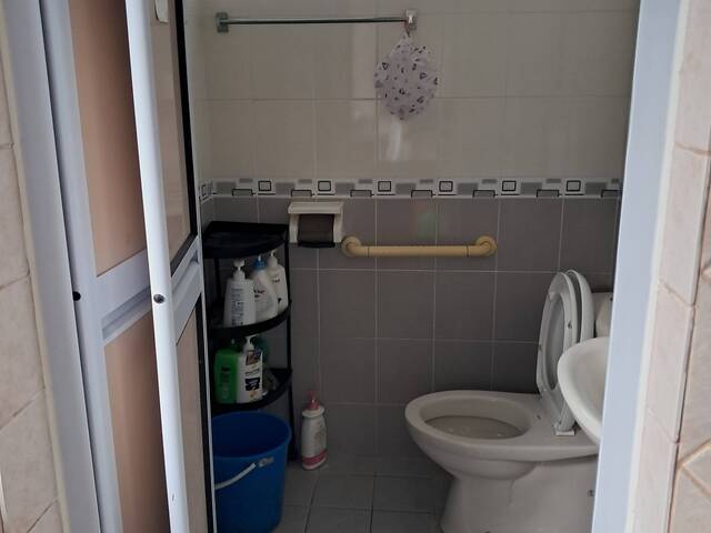 506 Ang Mo Kio Ave 8 Common Room For Rent