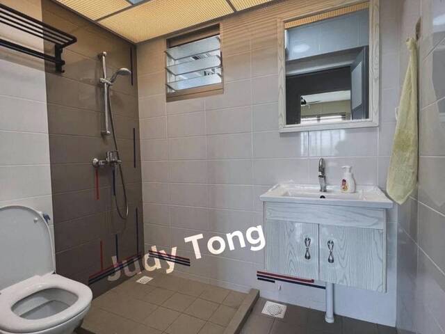 Common Room for Rent