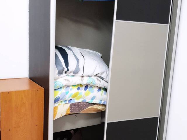 Central Redhill MRT , Privacy Common Room for Rent , Available 01 June 2026