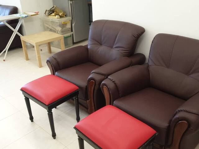 Central Redhill MRT , Privacy Common Room for Rent , Available 01 June 2026