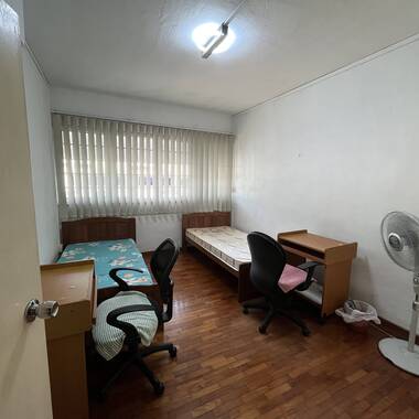 Near Jalan Besar MRT! Common room at 632 veerasamy road for rent! Aircon wifi!