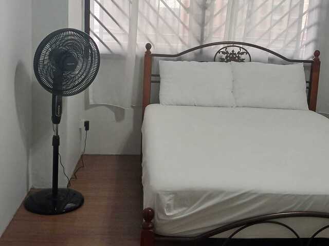 Common Room For Rent