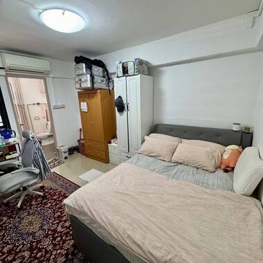 Master Bedroom near Downtown Core