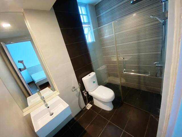 Master Room @ Paya Lebar MRT