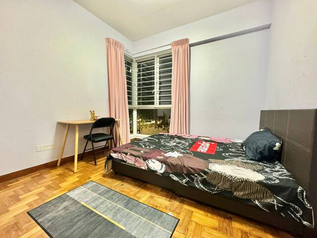 La Casa at Woodlands - Premium Bedroom (Room B)