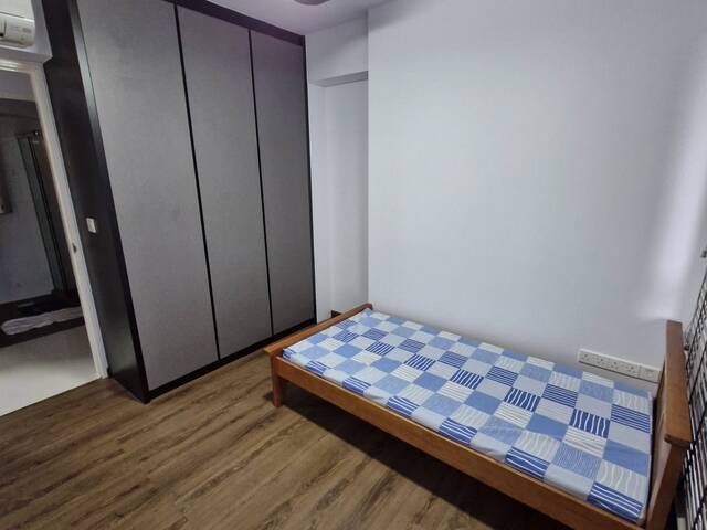 Common Room for rent - Fully Furnished