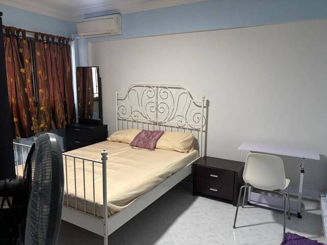 Master Bedroom for rent
