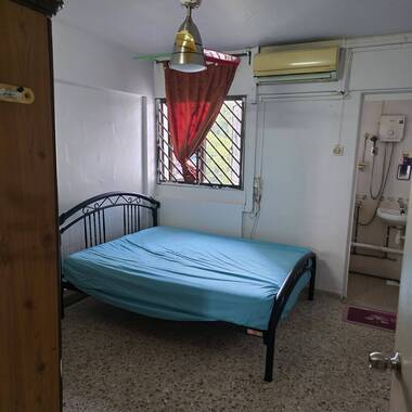 master room for rent for two near clementi mrt