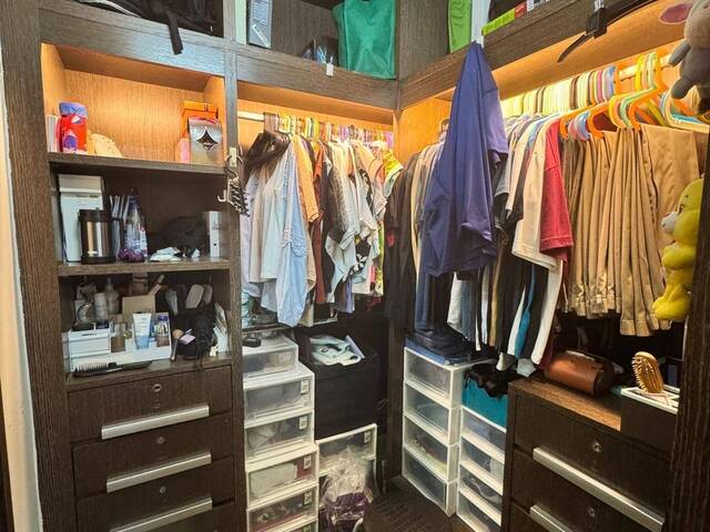 3min from Lavender Mrt Masters Bedroom