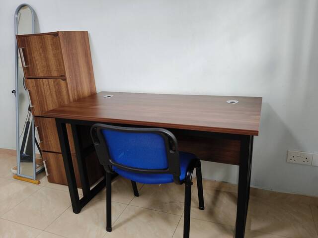 Room for rent near Boon Lay MRT/Jurong Point Shopping Mall