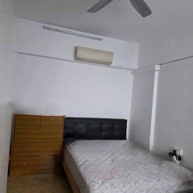 Master bedroom for rent at Tech Whye