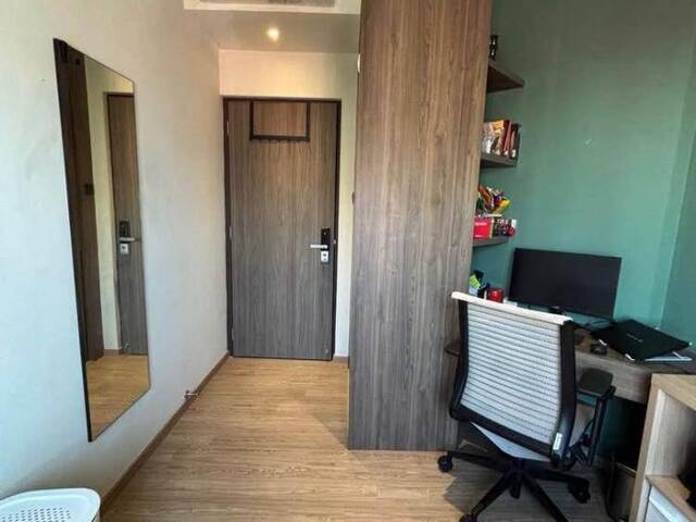 New Tenant for unit @ accessible from Paya Leba & Dakota MRT