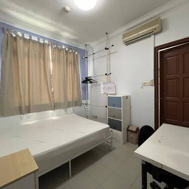 Furnished Aircon room with bathroom attached near novena MRT