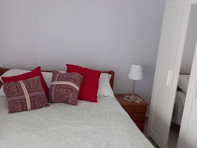 Common room at 403 Serangoon Avenue 1 for rent! Aircon wifi!