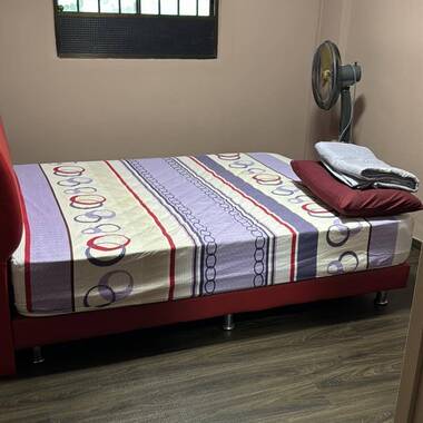 Common Room @ Marsiling Drive 24! SINGLE LADY OWNER!
