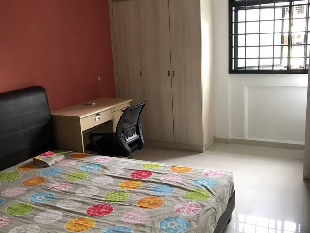 Comfortable room for rent