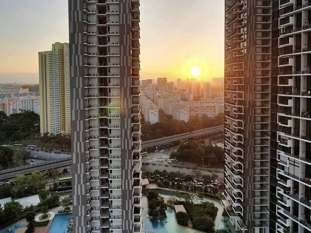 Premium Student Room for Rent @ Clementi