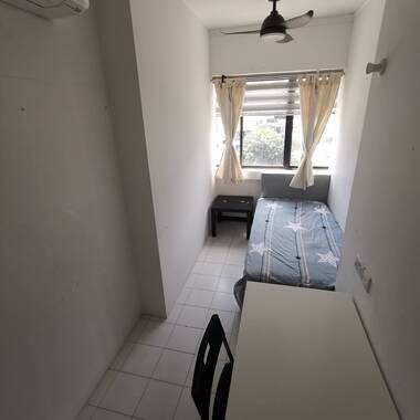 Room for rent / ORCHARD / SOMERSET / Common room / 1pax stay / Available June 12