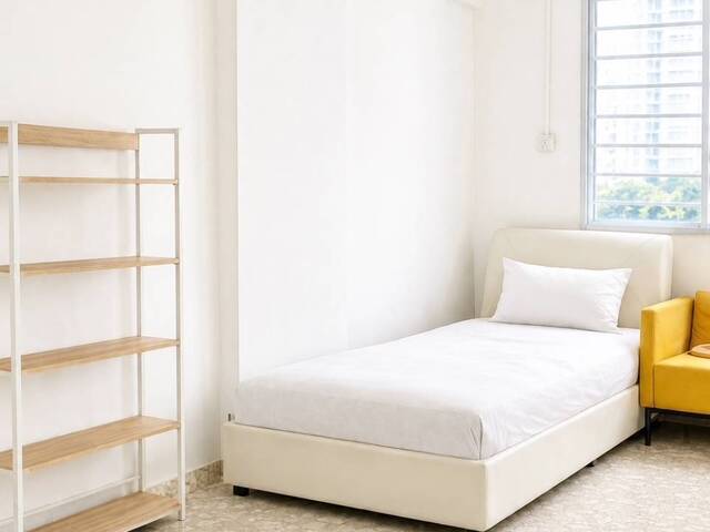 Corner Unit | 6 mins to Lorong Chuan MRT | 3-Room HDB for Rent
