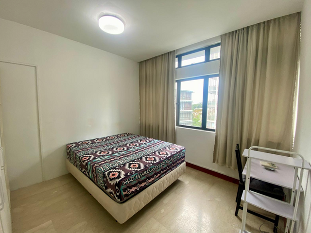 Available June 2 - Common Room/Include Utilities/Wifi/Aircon/No Agent Fee/Light Cooking Allowed/Was
