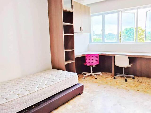 Spacious Common Room for Rent – Near NUS & MRT (Postal Code 120724) No agency fees, no landlord
