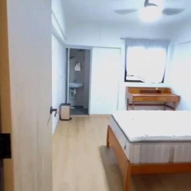 Master room @ Blk 64 Telok Blangah - $1200 for 1 lady (aircon wifi MRT)
