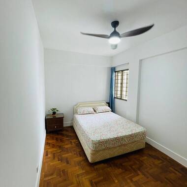 common room for rent in condo