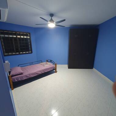 Spacious Common room for rent at Hougang st 51